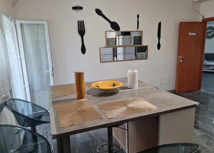 Del Li-lioni Di Teranga Apartamento