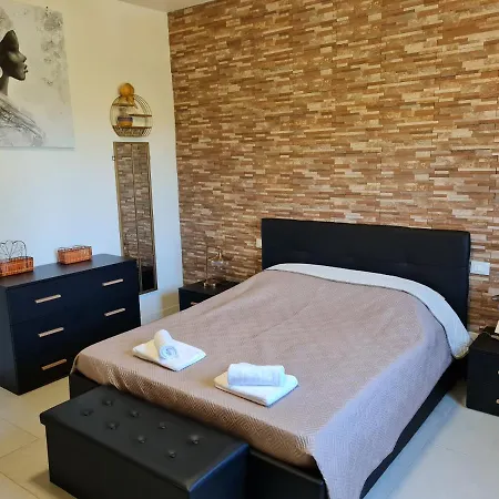 Del Li-lioni Di Teranga Platamona