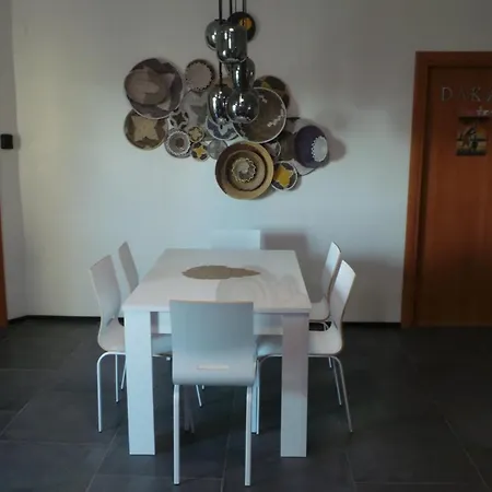 Del Li-lioni Di Teranga Platamona