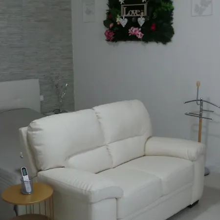 Del Li-lioni Di Teranga Apartment Platamona
