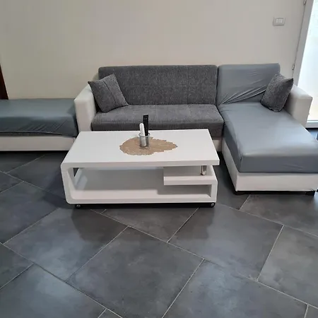 Del Li-lioni Di Teranga *