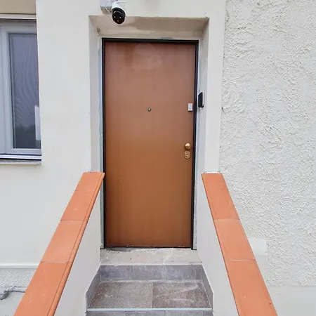 Del Li-lioni Di Teranga Apartment Platamona